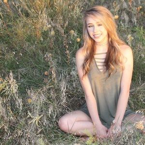 Meet your Posher, Shania